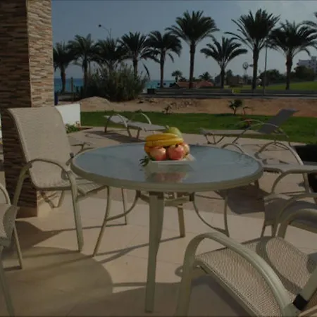 Seafront Pearl Villas